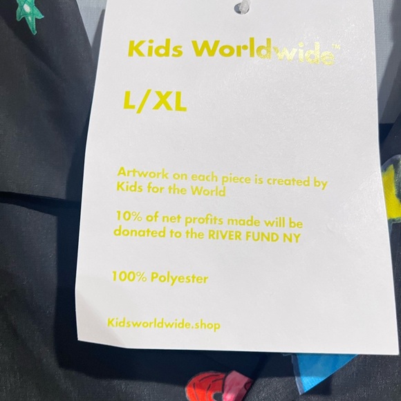 KIDS WORLDWIDE
Black Printed Shirt - Picture 8 of 8